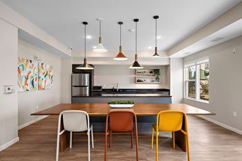 Eat in kitchen